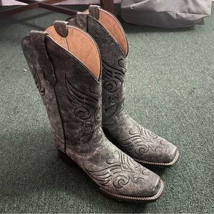 Circle G boots; dark grey size 10. Never worn; great condition!